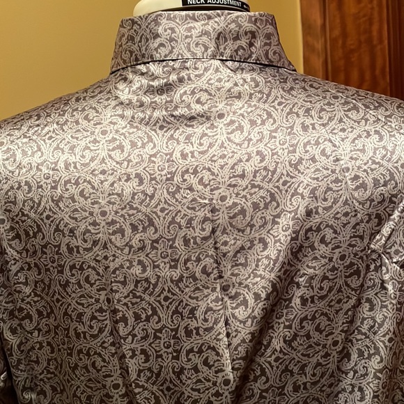 Pursuits, Ltd. Silver Button-Down Belted Shirt - Size 14 - Picture 7 of 9